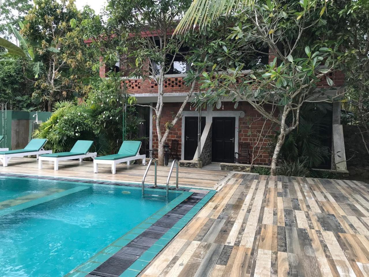 Lavendra Villa Mirissa Exterior photo
