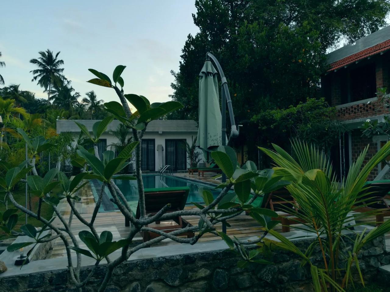 Lavendra Villa Mirissa Exterior photo